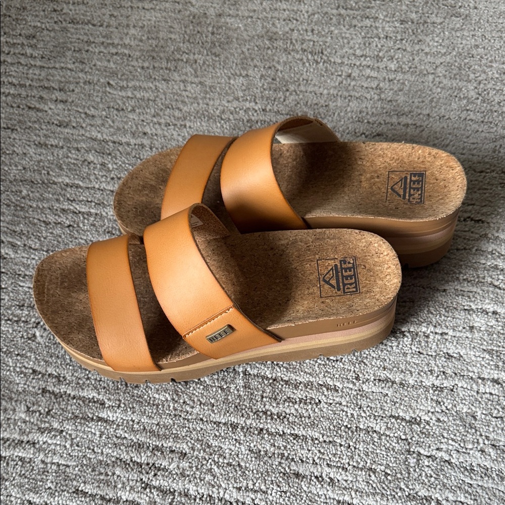 REEF Cushion Vista Higher Sandals